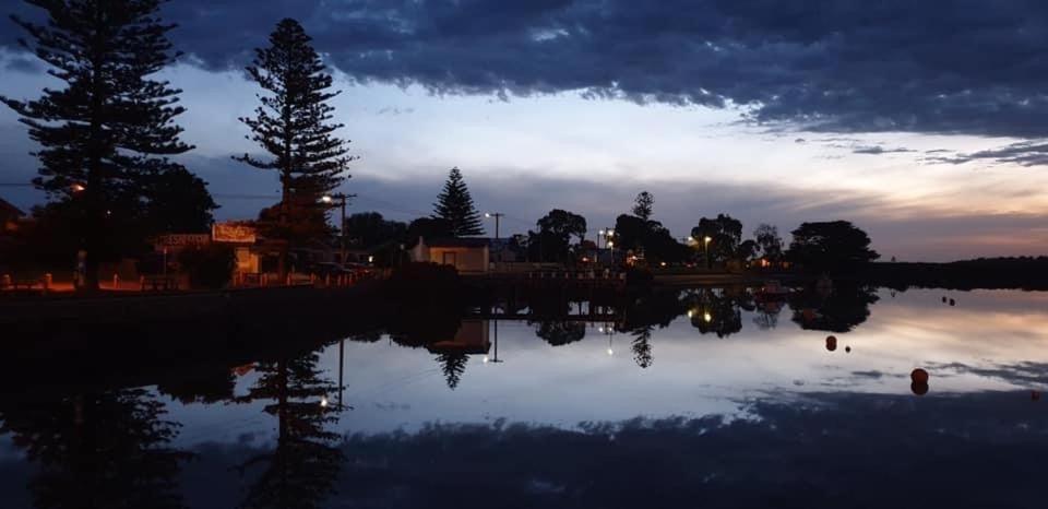 That Seaside Cottage - Fully Equipped Home, 4 Bedrooms On The Foreshore Tooradin 外观 照片